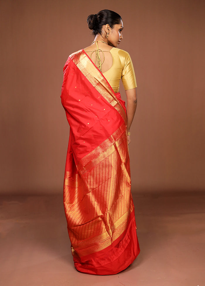 Red Kanjivaram Silk Saree With Blouse Piece