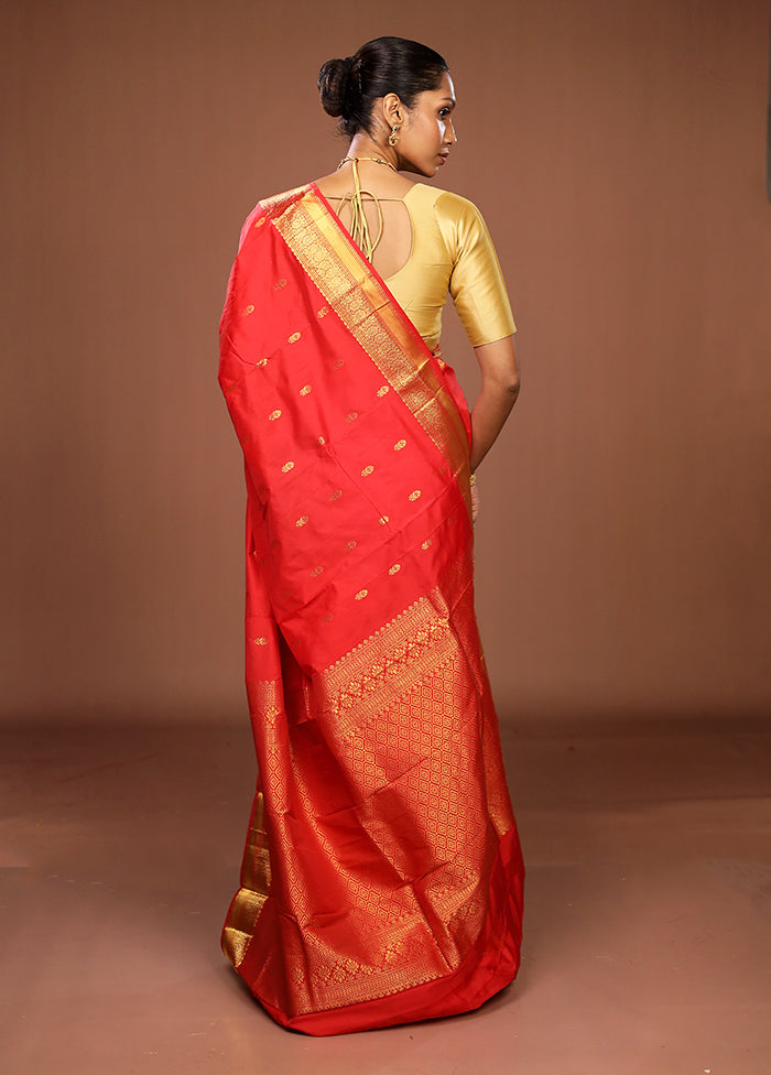 Red Kanjivaram Silk Saree With Blouse Piece