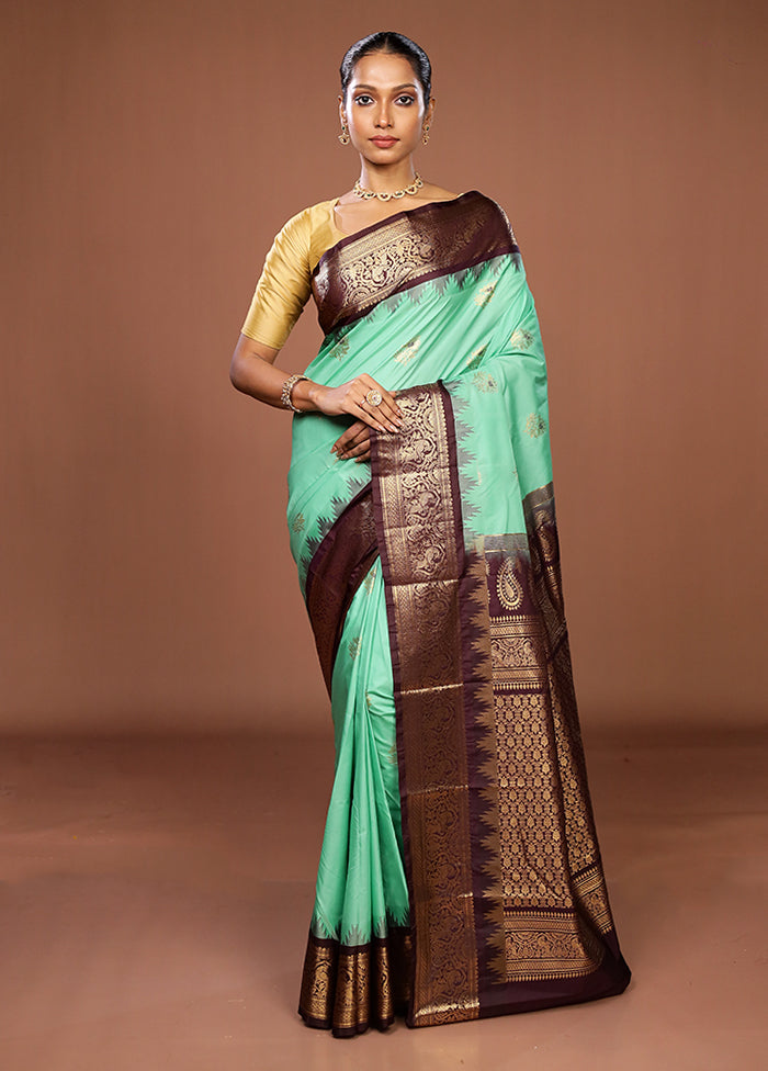 Green Kanjivaram Silk Saree With Blouse Piece