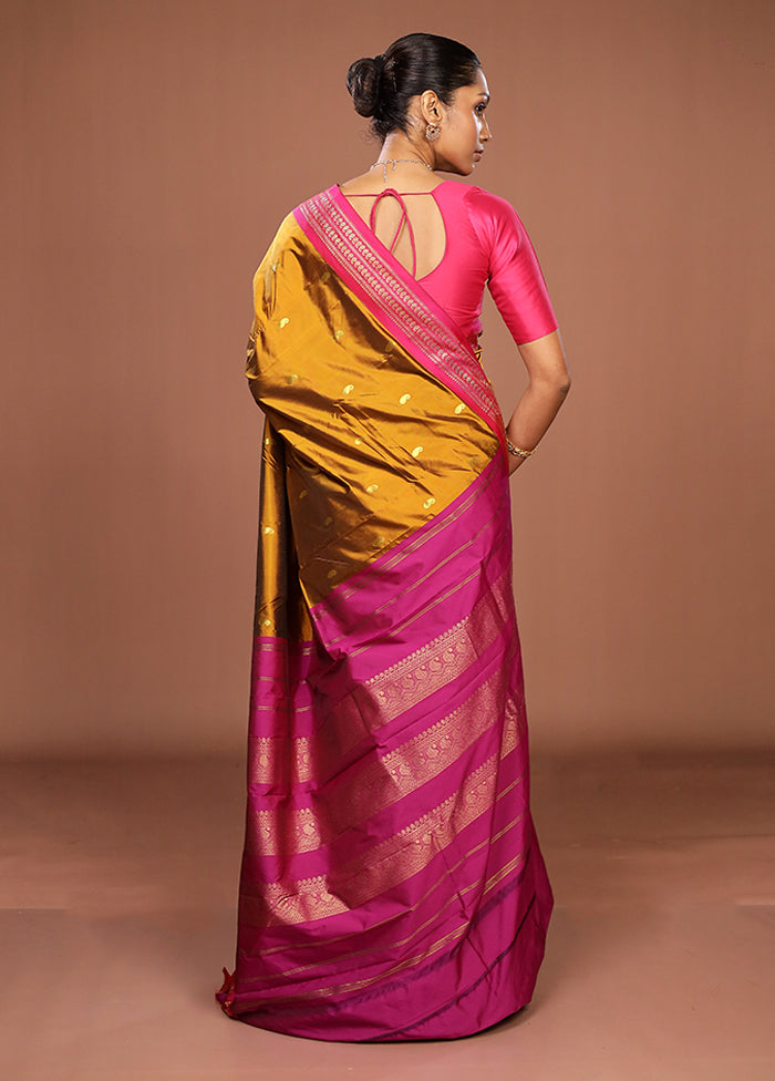 Grey Kanjivaram Silk Saree With Blouse Piece