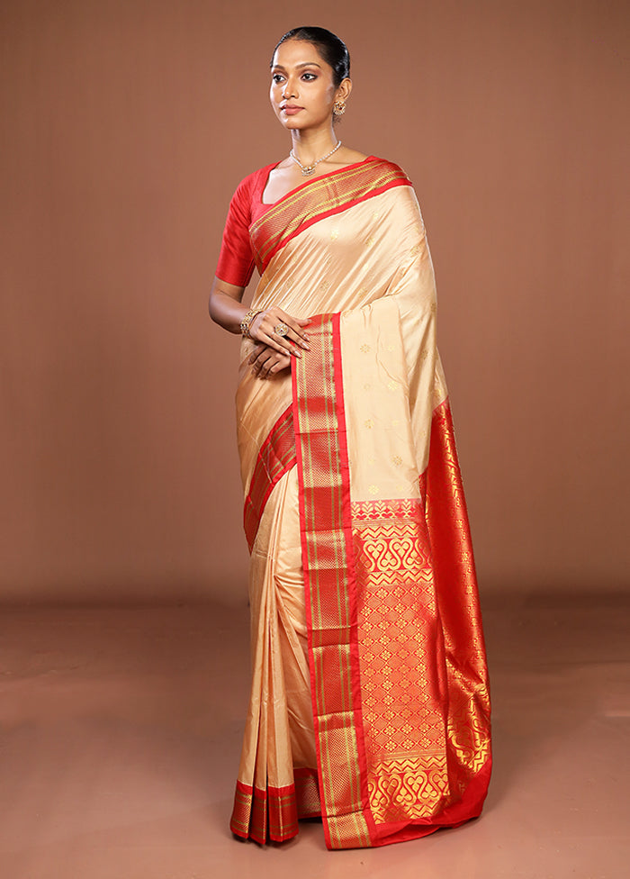Cream Handloom Kanjivaram Pure Silk Saree With Blouse Piece