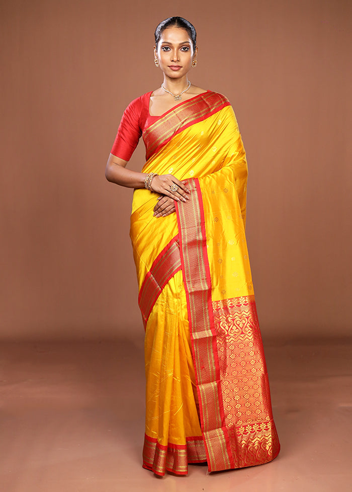 Yellow Handloom Kanjivaram Pure Silk Saree With Blouse Piece