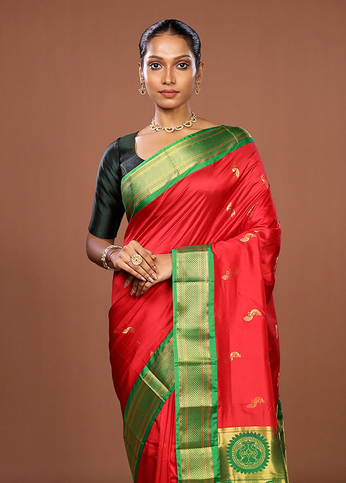 Red Handloom Kanjivaram Pure Silk Saree With Blouse Piece