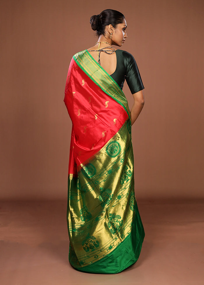 Red Handloom Kanjivaram Pure Silk Saree With Blouse Piece