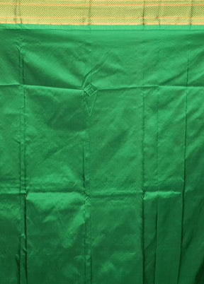 Red Handloom Kanjivaram Pure Silk Saree With Blouse Piece