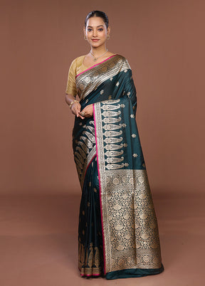 Green Banarasi Silk Saree With Blouse Piece