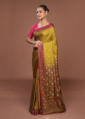Yellow Tanchoi Silk Saree With Blouse Piece