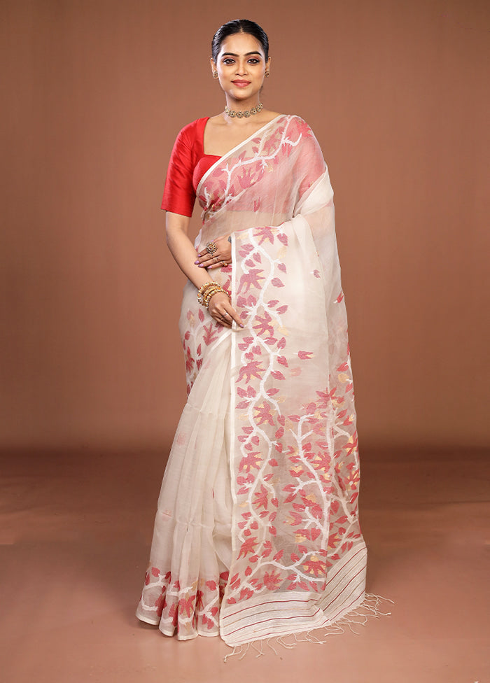 White Handloom Matka Pure Silk Saree With Blouse Piece