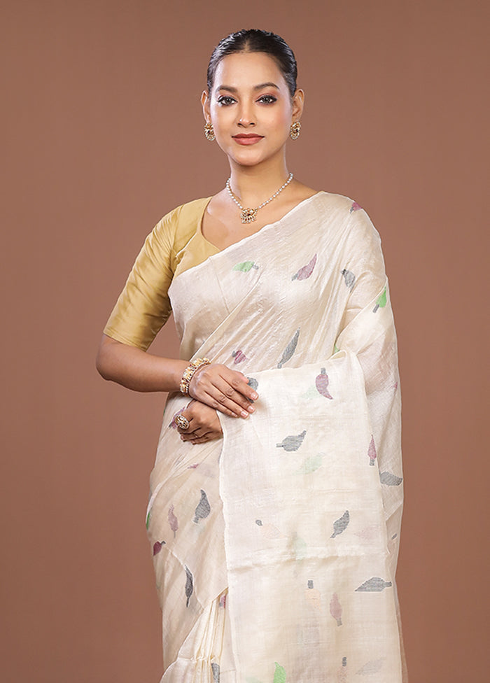 Cream Handloom Tussar Pure Silk Saree With Blouse Piece