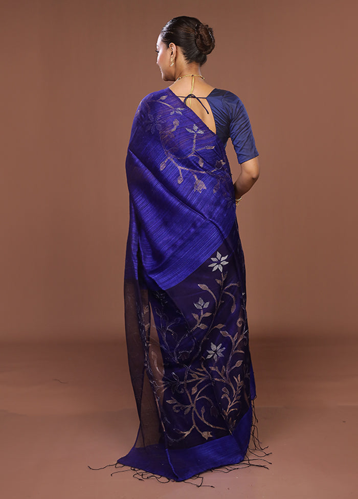Blue Handloom Matka Pure Silk Saree With Blouse Piece