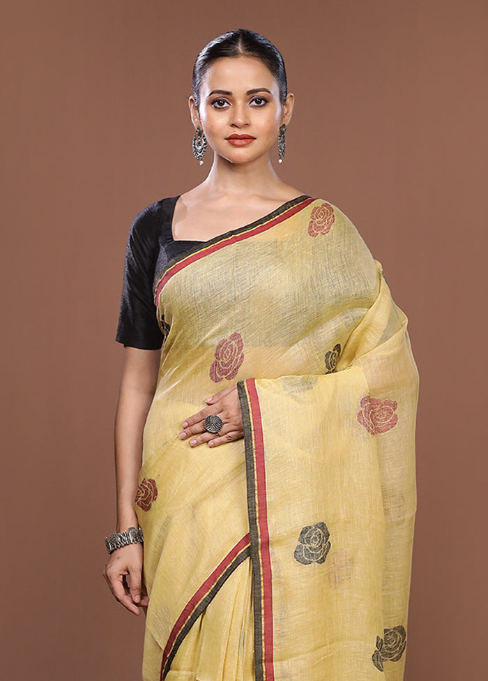 Yellow Matka Silk Saree With Blouse Piece
