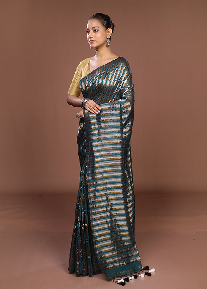 Multicolor Matka Silk Saree With Blouse Piece