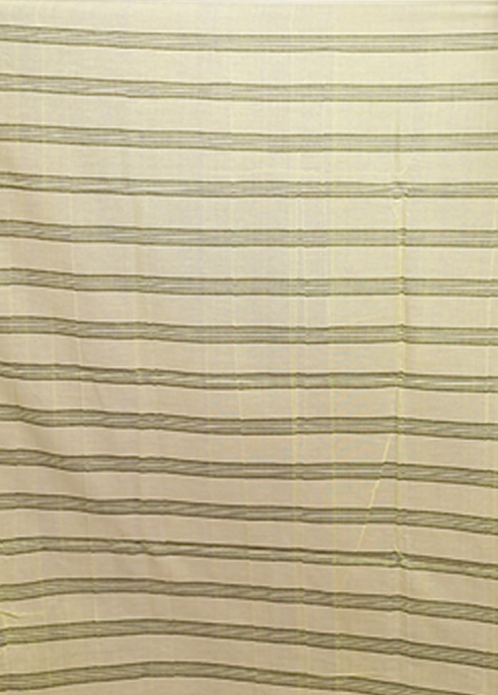 Yellow Matka Silk Saree With Blouse Piece