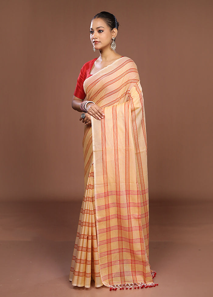 Yellow Matka Silk Saree With Blouse Piece