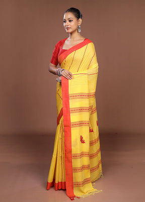 Yellow Matka Silk Saree With Blouse Piece
