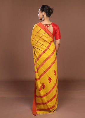 Yellow Matka Silk Saree With Blouse Piece
