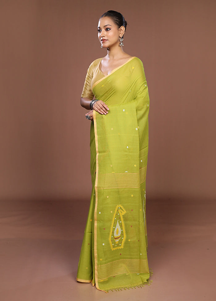 Green Matka Silk Saree With Blouse Piece