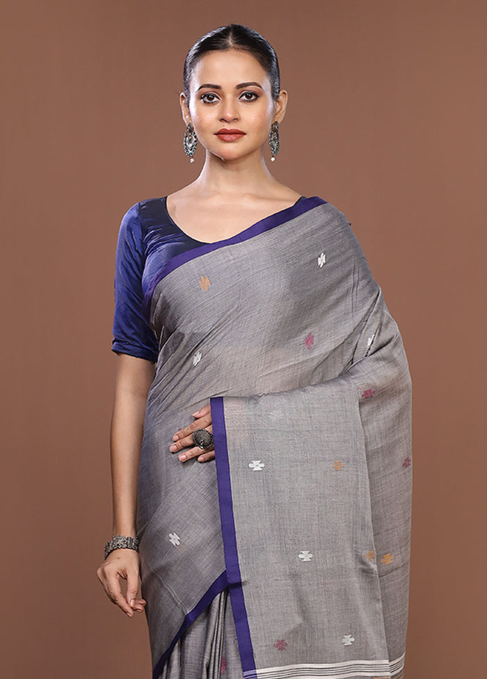 Grey Matka Silk Saree With Blouse Piece