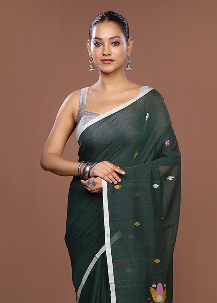 Green Matka Silk Saree With Blouse Piece