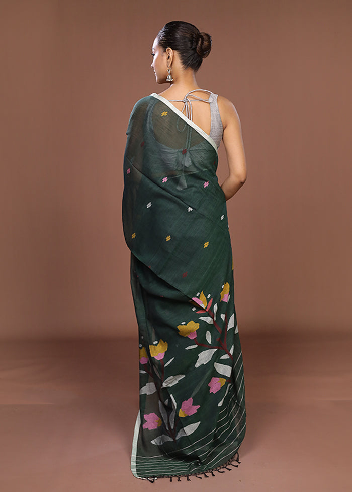 Green Matka Silk Saree With Blouse Piece