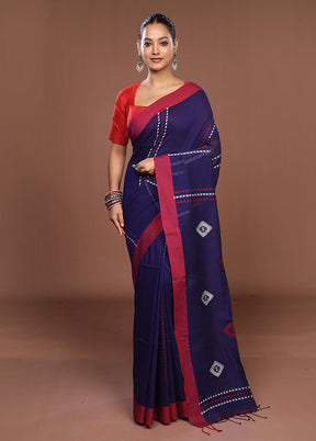 Blue Matka Silk Saree With Blouse Piece