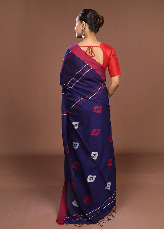 Blue Matka Silk Saree With Blouse Piece