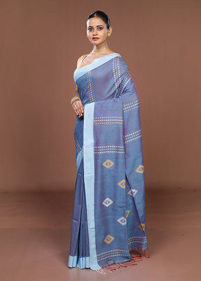 Blue Matka Silk Saree With Blouse Piece