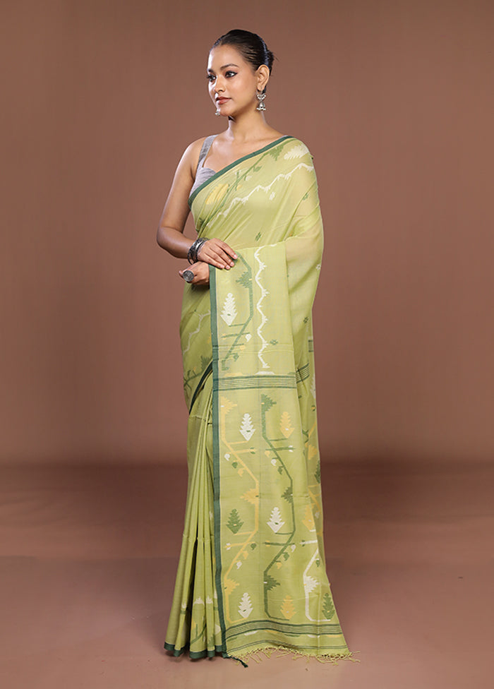 Green Matka Silk Saree With Blouse Piece
