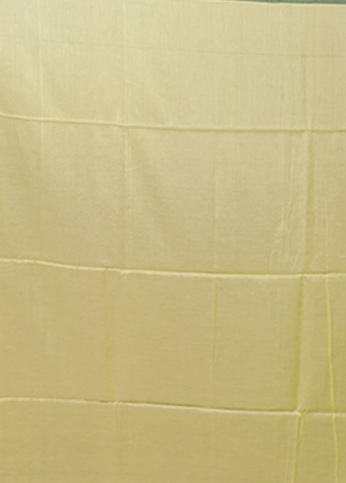 Green Matka Silk Saree With Blouse Piece