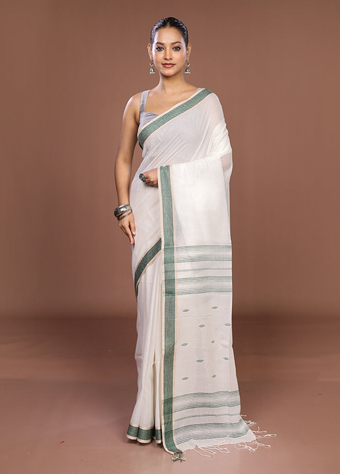 White Matka Silk Saree With Blouse Piece