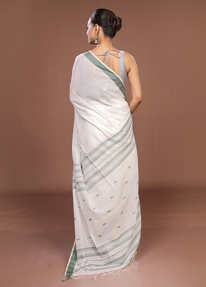 White Matka Silk Saree With Blouse Piece