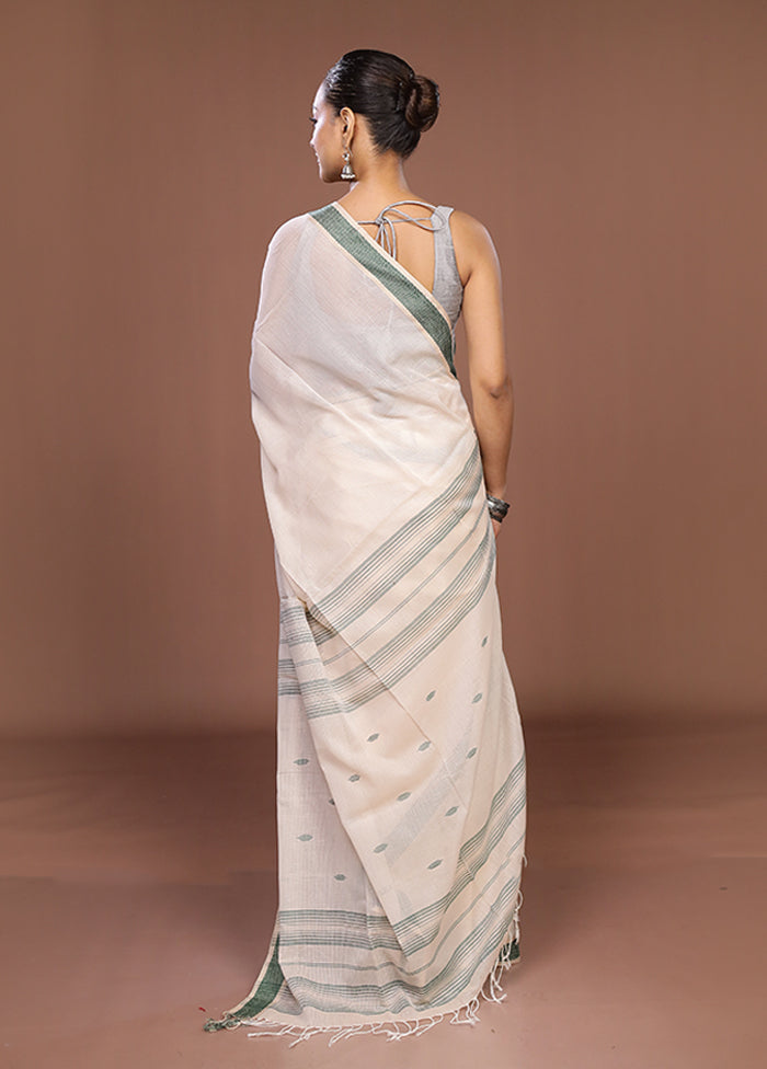 White Matka Silk Saree With Blouse Piece