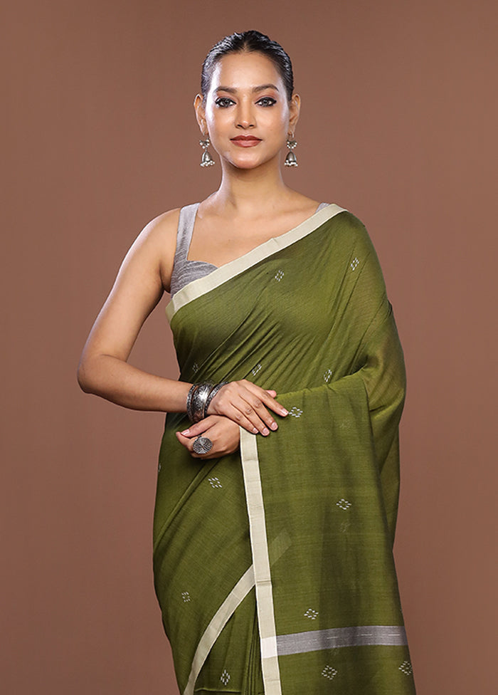 Green Matka Silk Saree With Blouse Piece
