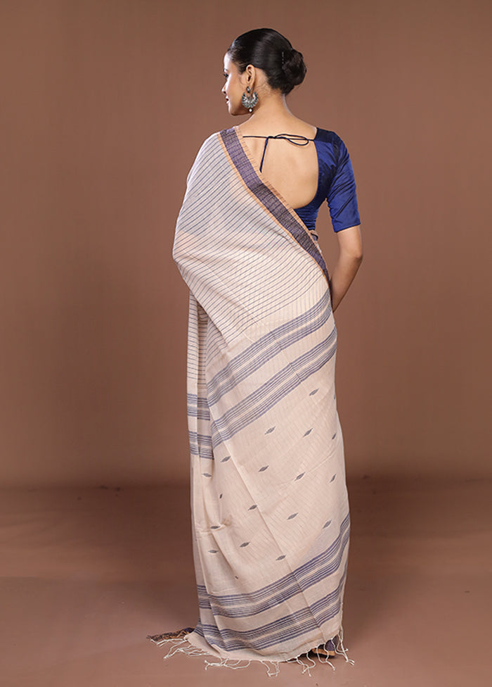 Cream Matka Silk Saree With Blouse Piece