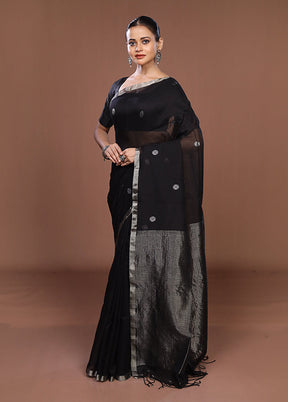 Grey Matka Silk Saree With Blouse Piece