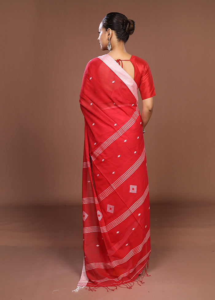 Red Matka Silk Saree With Blouse Piece