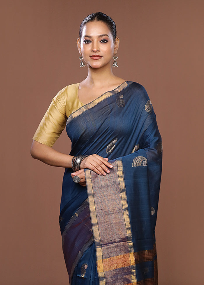 Blue Matka Silk Saree With Blouse Piece