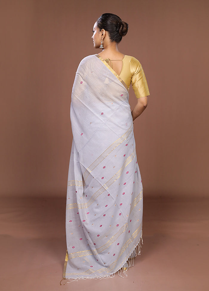 Grey Matka Silk Saree With Blouse Piece