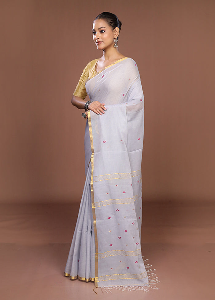 Grey Matka Silk Saree With Blouse Piece