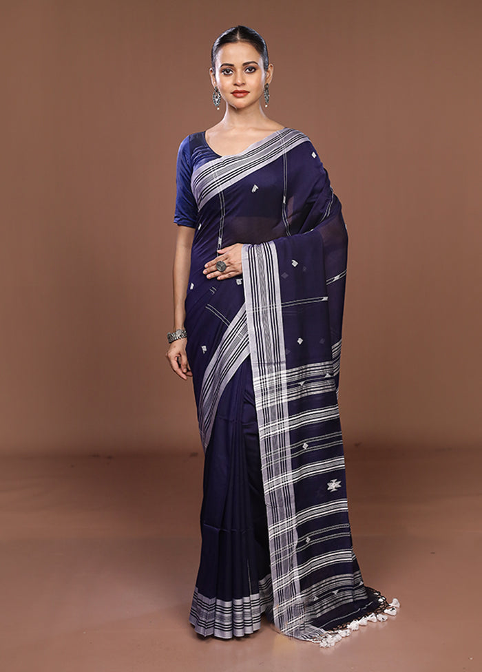Blue Matka Silk Saree With Blouse Piece
