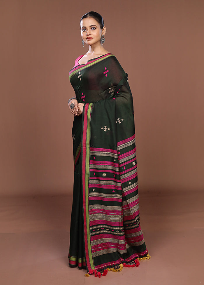 Green Matka Silk Saree With Blouse Piece