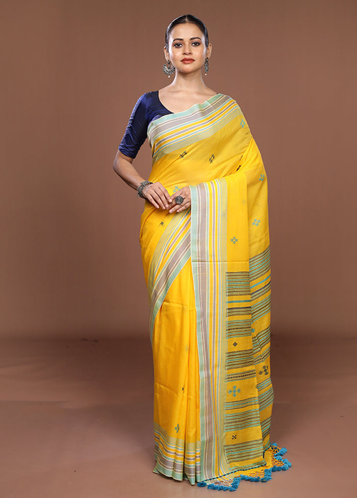Yellow Matka Silk Saree With Blouse Piece