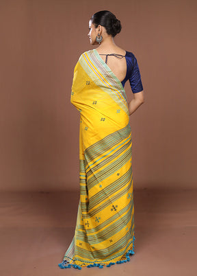 Yellow Matka Silk Saree With Blouse Piece