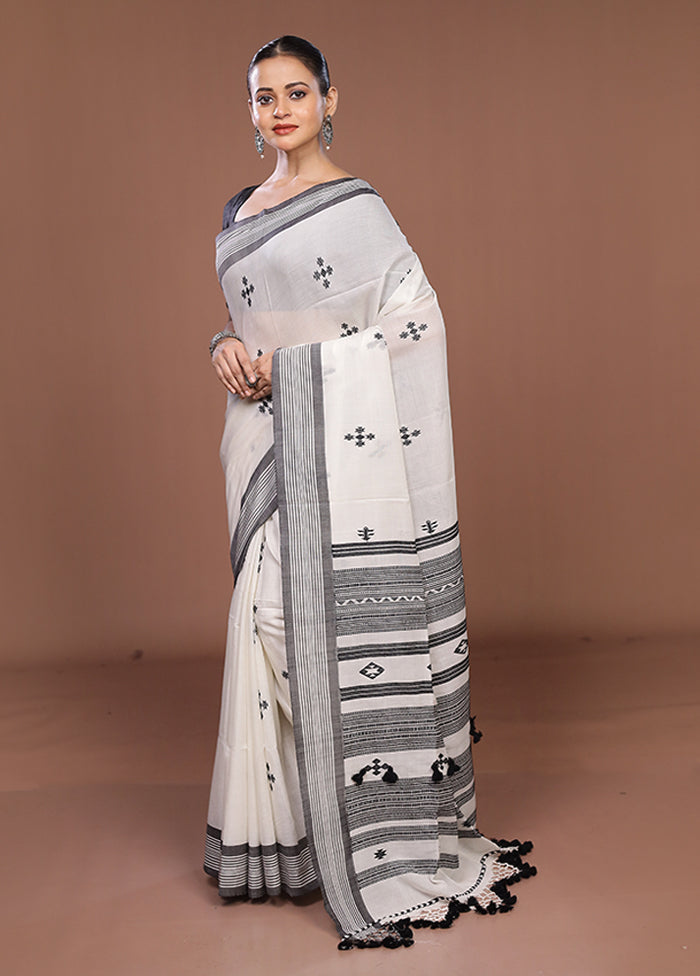White Matka Silk Saree With Blouse Piece