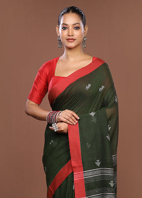 Green Matka Silk Saree With Blouse Piece