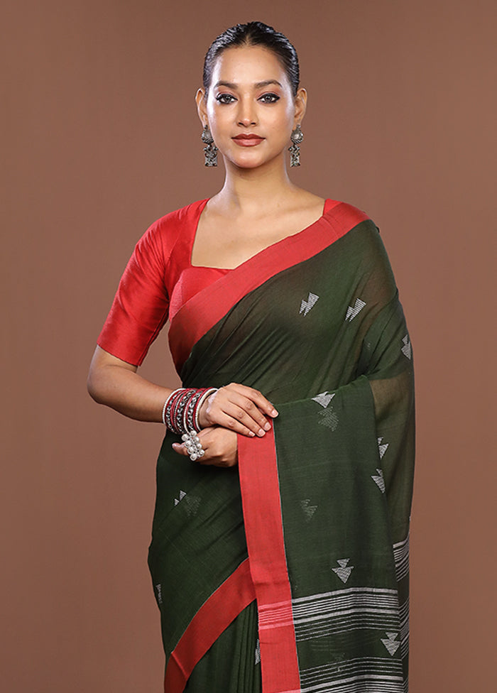 Green Matka Silk Saree With Blouse Piece