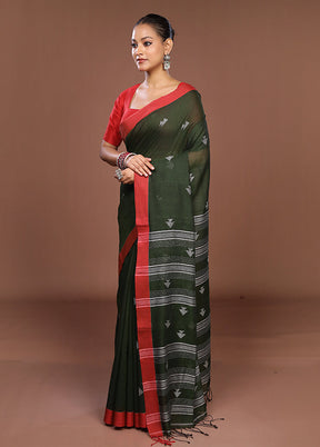 Green Matka Silk Saree With Blouse Piece