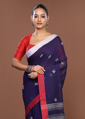 Blue Matka Silk Saree With Blouse Piece