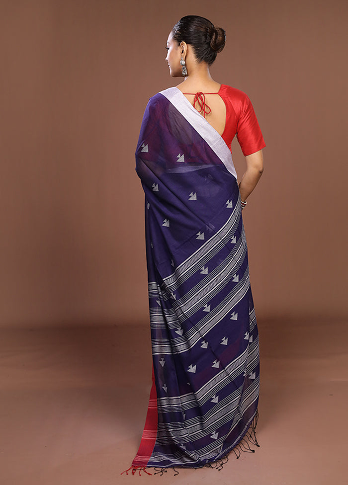 Blue Matka Silk Saree With Blouse Piece