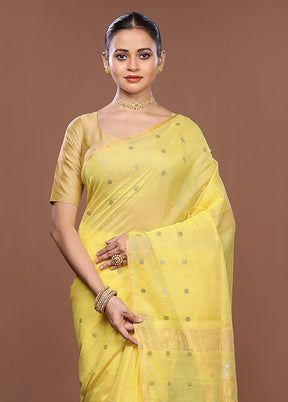 Yellow Matka Silk Saree With Blouse Piece